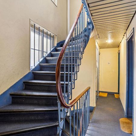 Small Comfortable Studio Near Eiffel Tower Παρίσι Εξωτερικό φωτογραφία