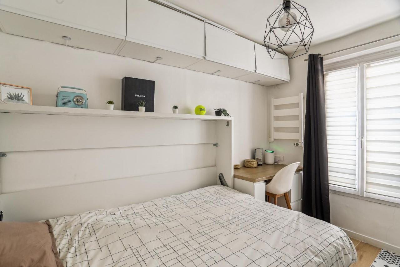 Small Comfortable Studio Near Eiffel Tower Παρίσι Εξωτερικό φωτογραφία