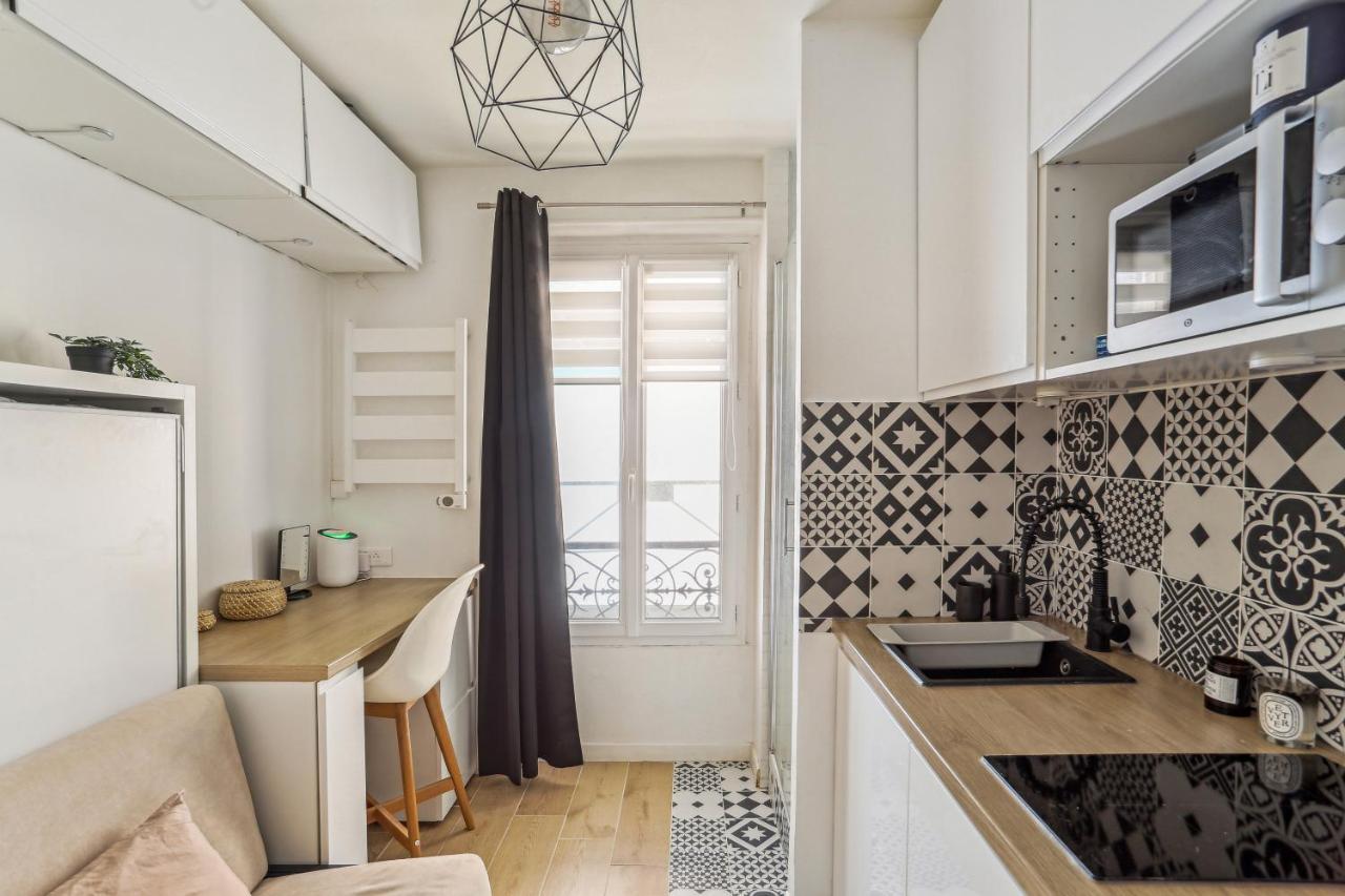Small Comfortable Studio Near Eiffel Tower Παρίσι Εξωτερικό φωτογραφία