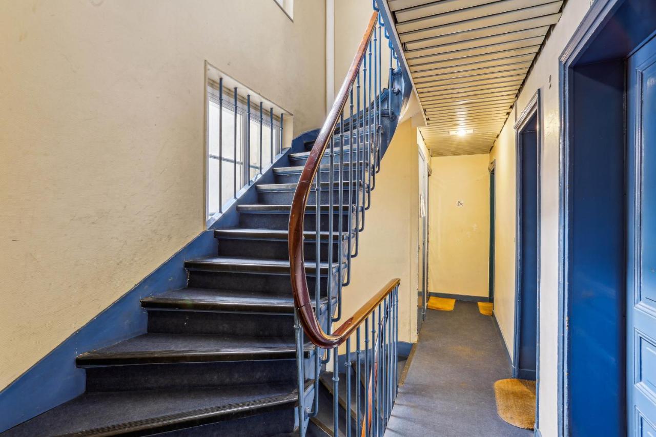 Small Comfortable Studio Near Eiffel Tower Παρίσι Εξωτερικό φωτογραφία
