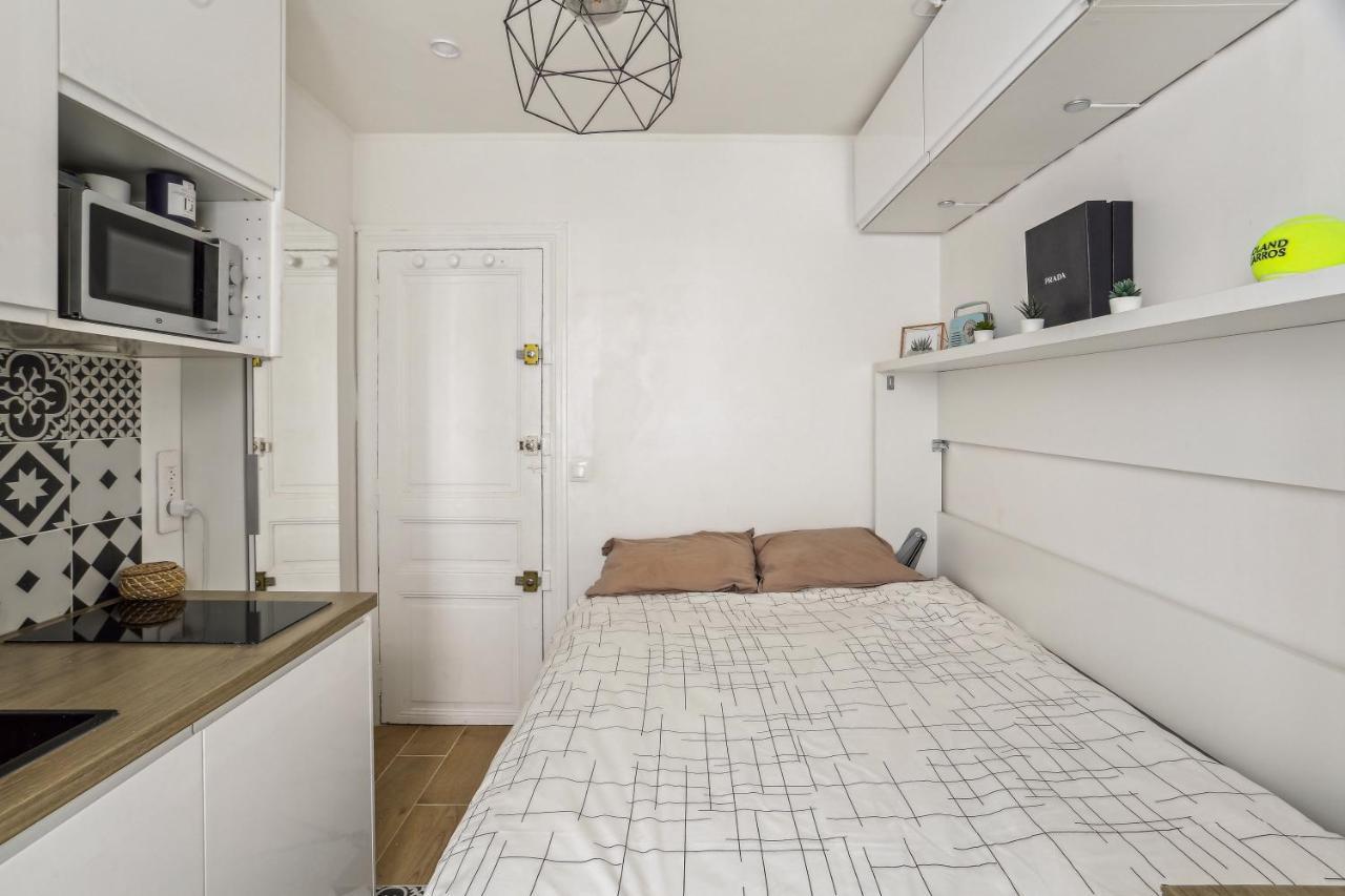 Small Comfortable Studio Near Eiffel Tower Παρίσι Εξωτερικό φωτογραφία